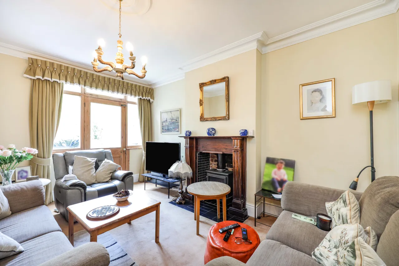 Chester Road, Northwood, HA6, photo 6