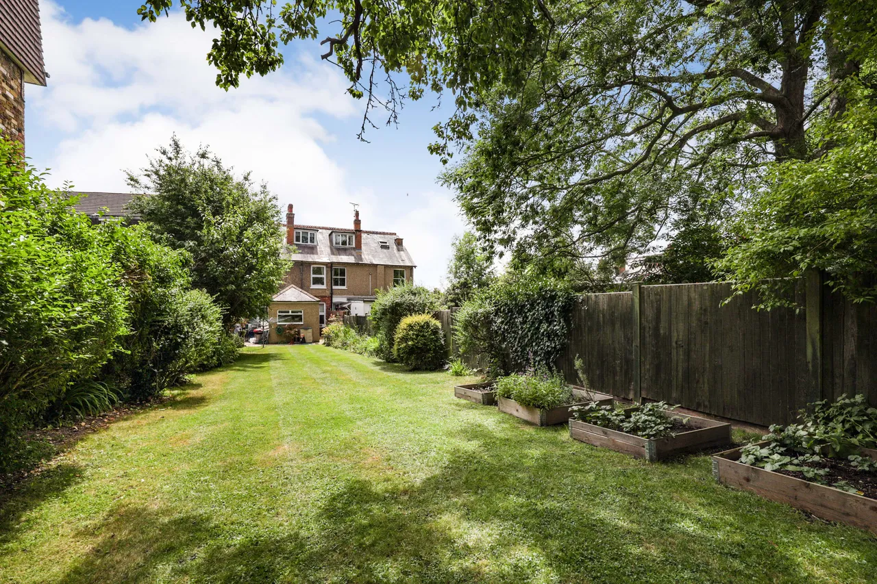 Chester Road, Northwood, HA6, photo 5