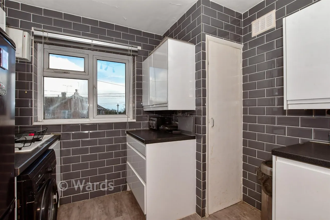 Charing Crescent, Westgate-On-Sea, CT8, photo 6