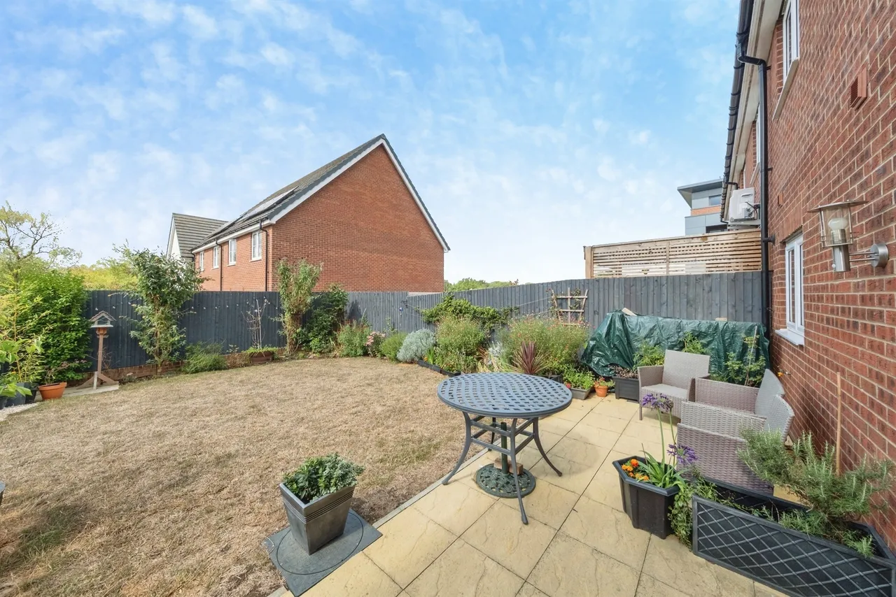 Rowditch Furlong, Redhouse Park, MK14, photo 16