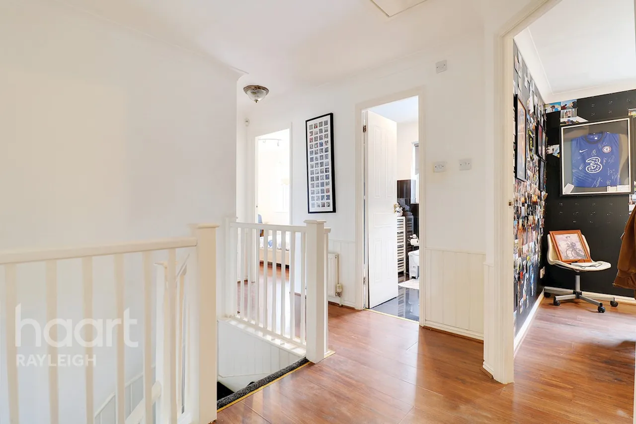 Rowan Close, Rayleigh, SS6, photo 15
