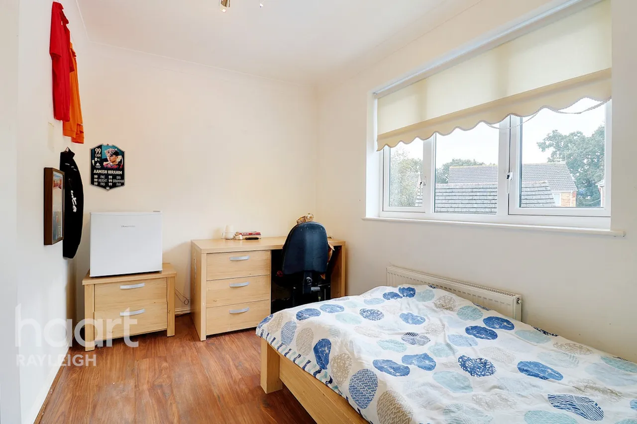 Rowan Close, Rayleigh, SS6, photo 22