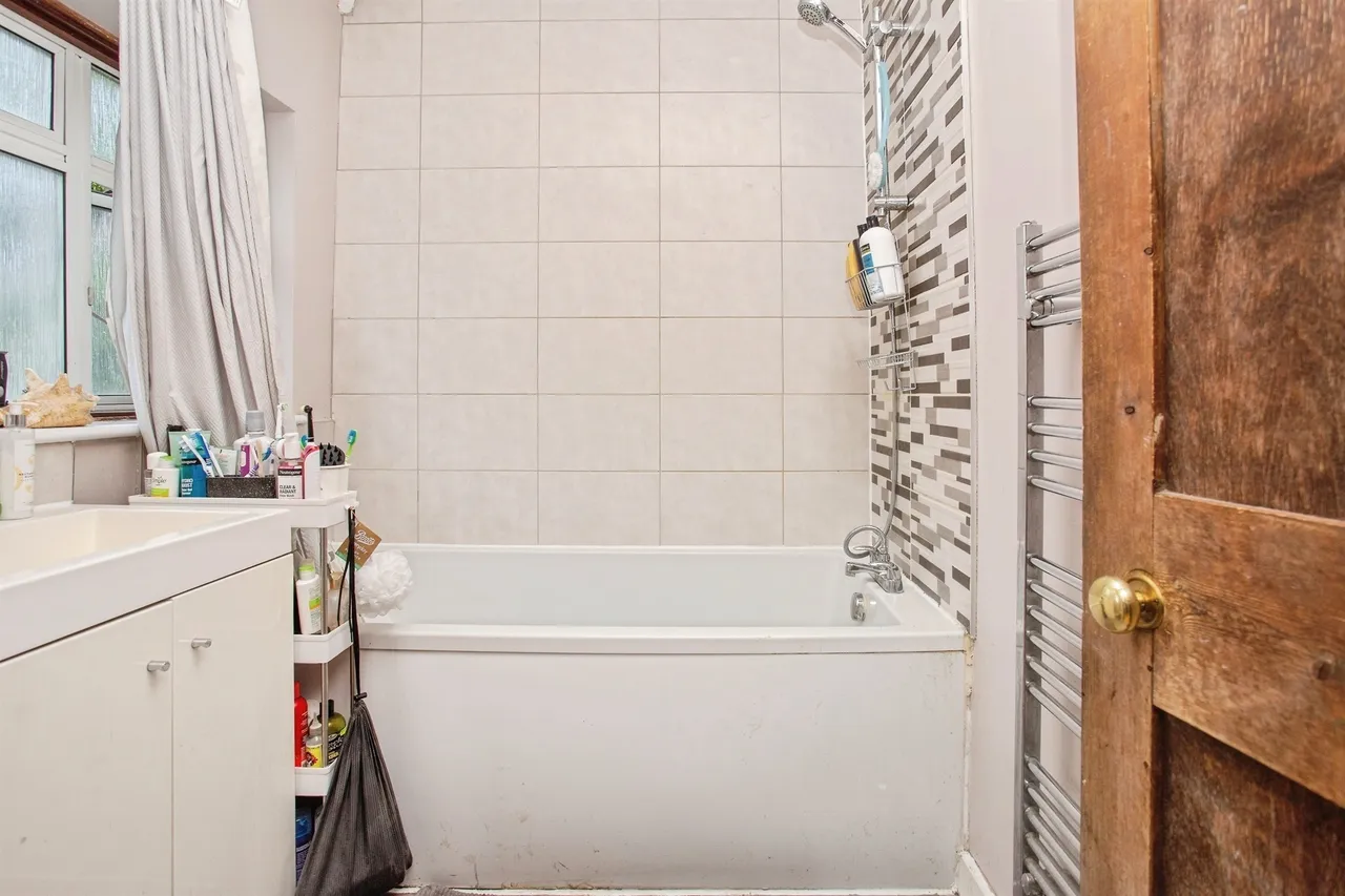 Woodside, Watford, WD24, photo 11