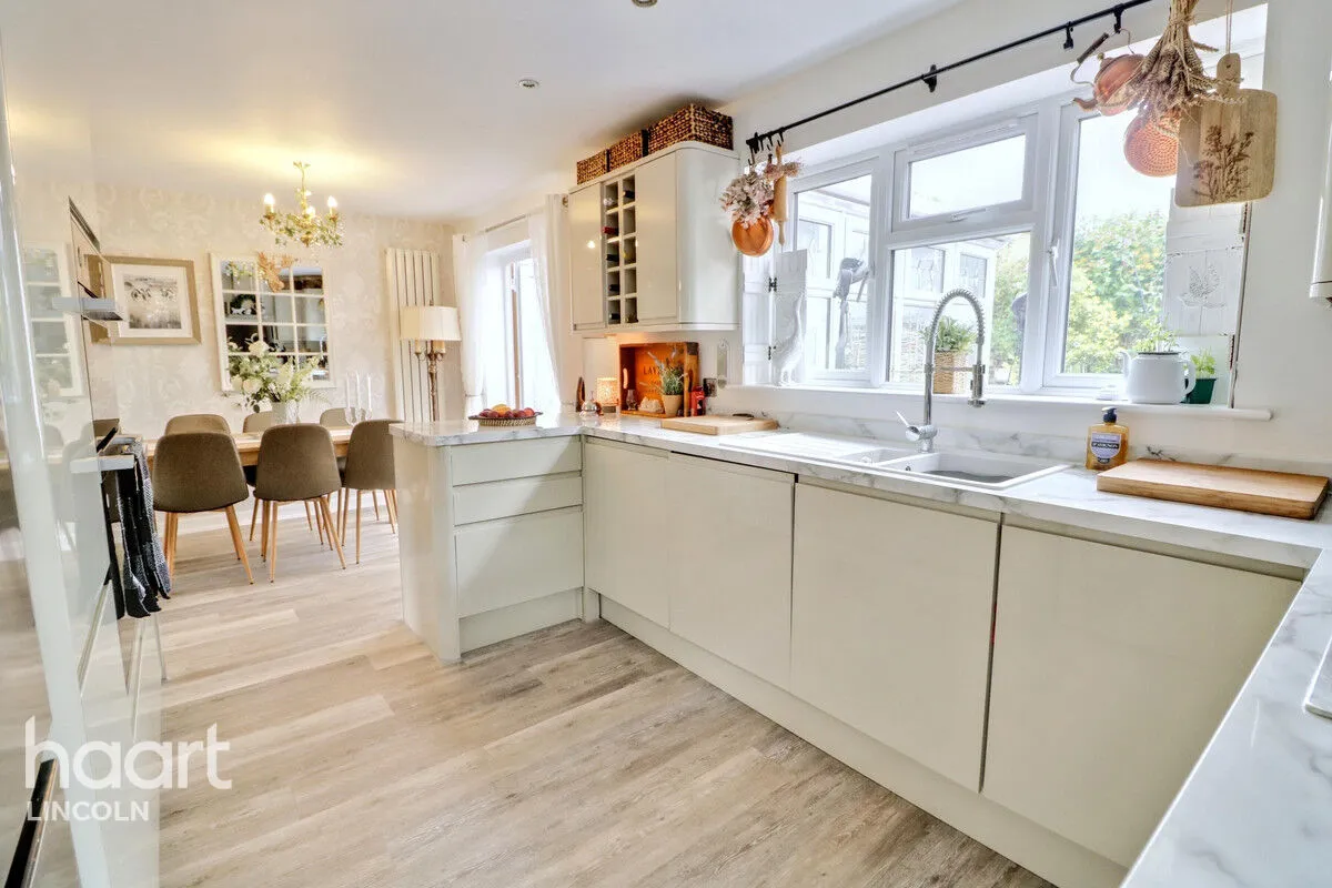 Sycamore Grove, Bracebridge Heath, LN4, photo 17