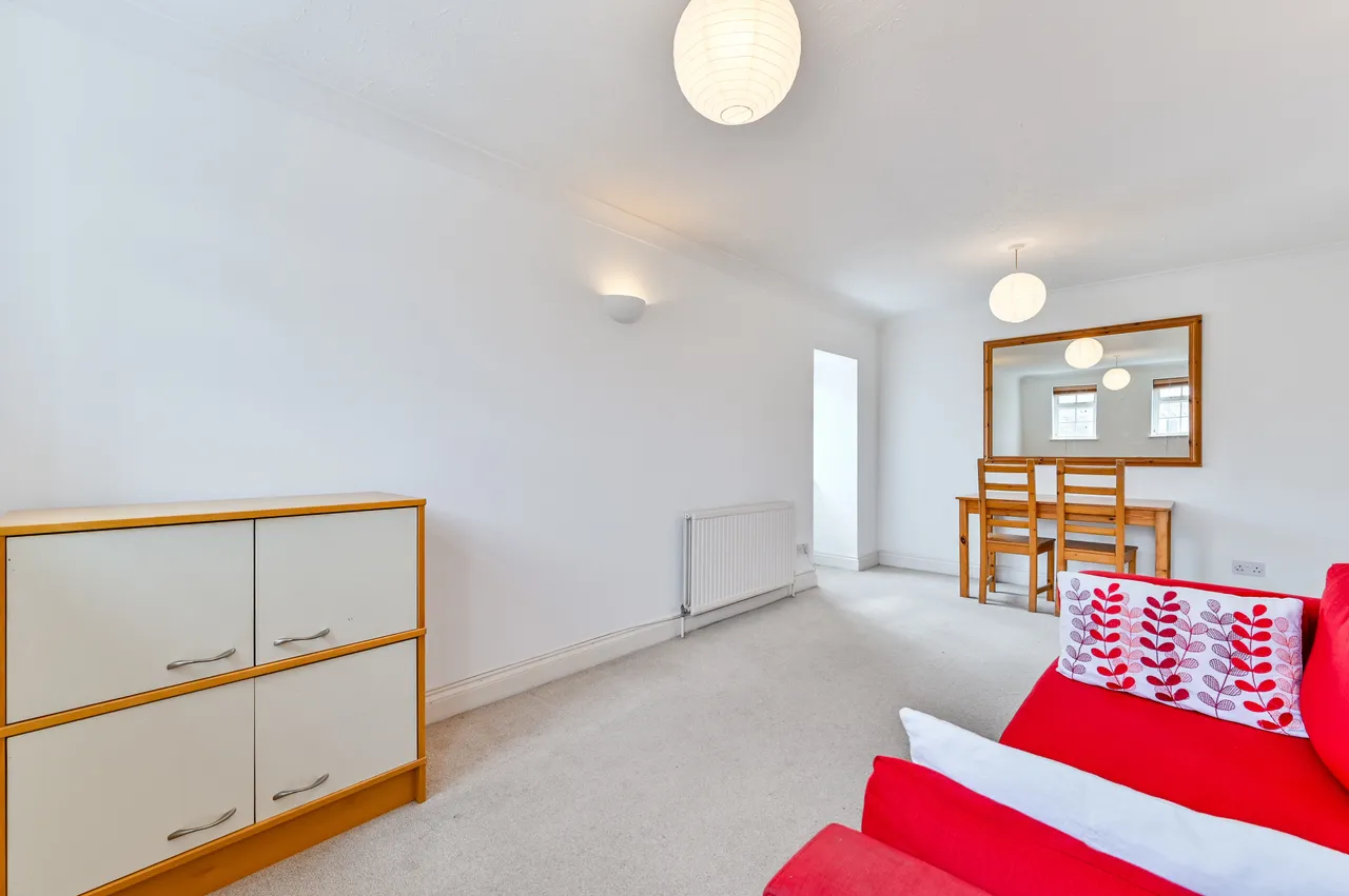 Flat 16, 5 Stapleton Hall Road, London, photo 5