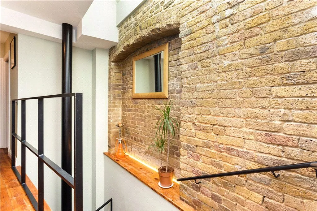 Southwark Bridge Road, London, SE1, photo 36