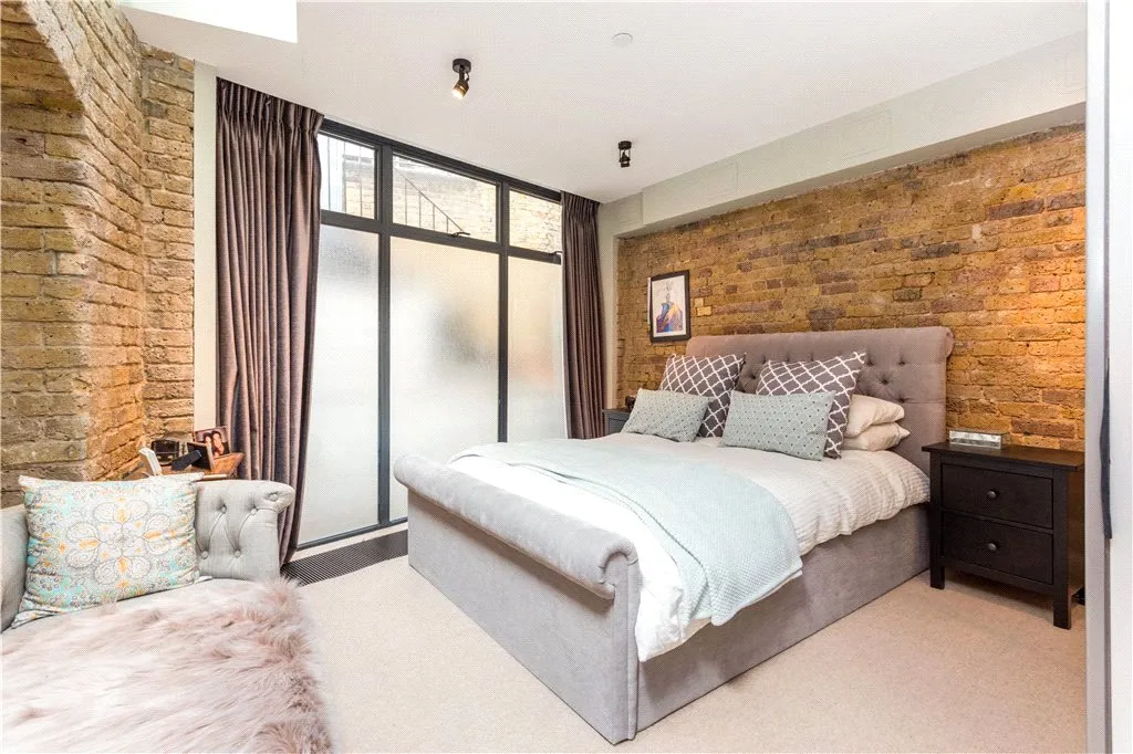 Southwark Bridge Road, London, SE1, photo 26