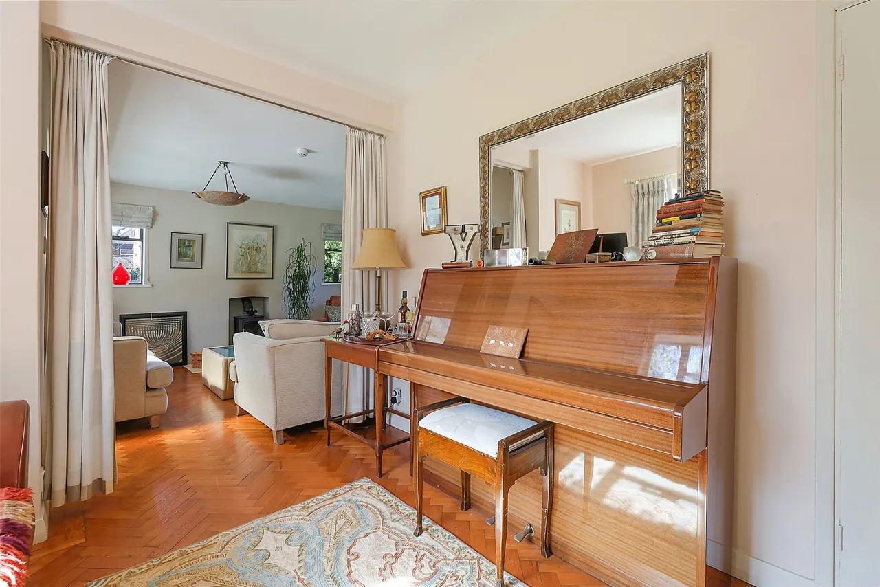 Swan Lane, Edenbridge, TN8, photo 5