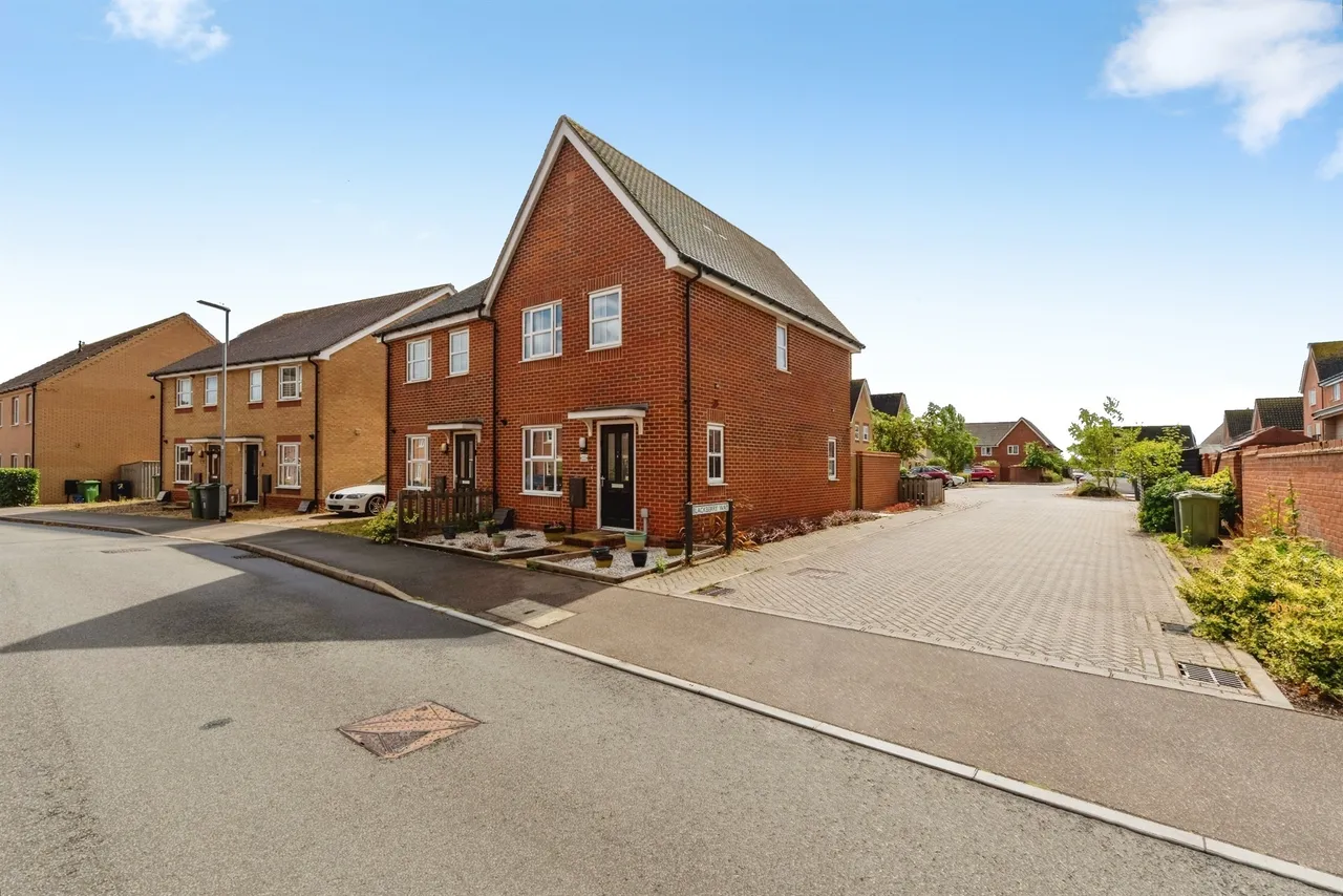 2 bed house for sale — Kendle Road, Swaffham