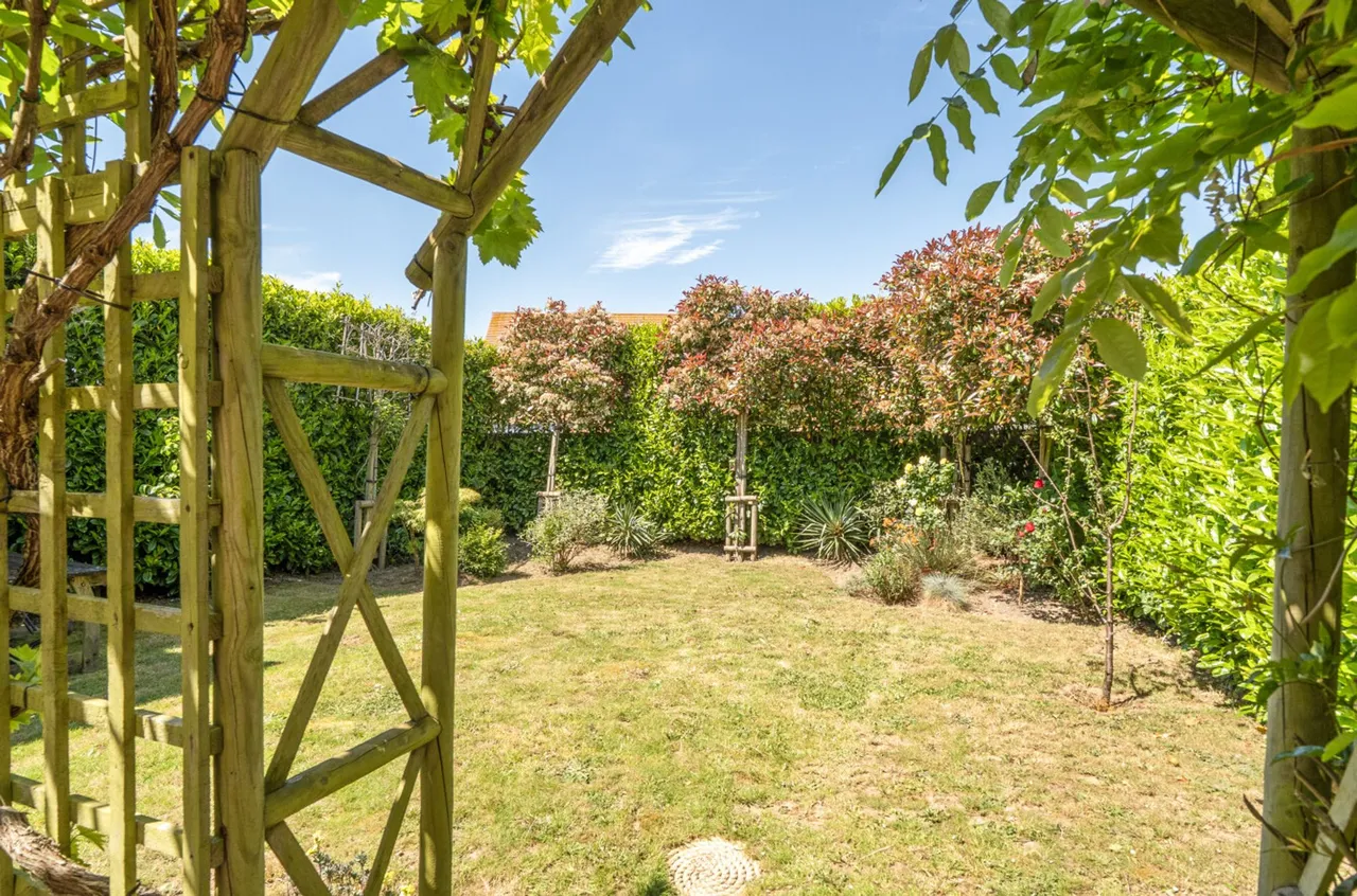 Hubble Close, Selsey, PO20, photo 19