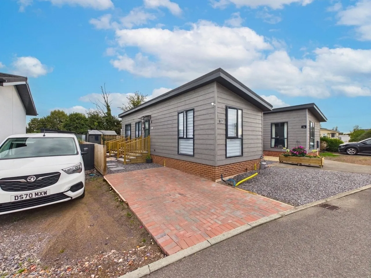 2 bed park home for sale, Shaft Road, Severn Beach, BS35
