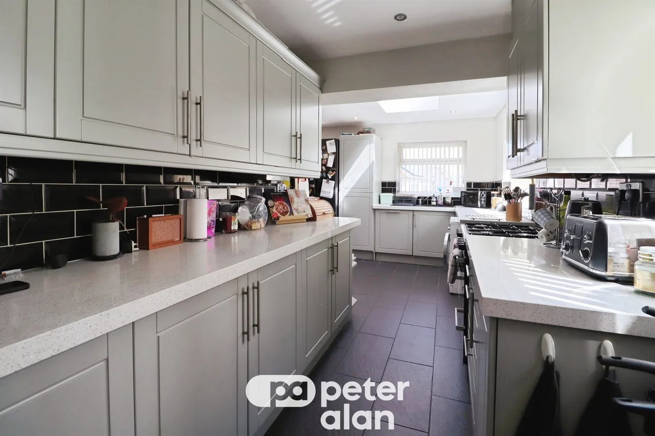 Manor Way, Cardiff, CF14, photo 5