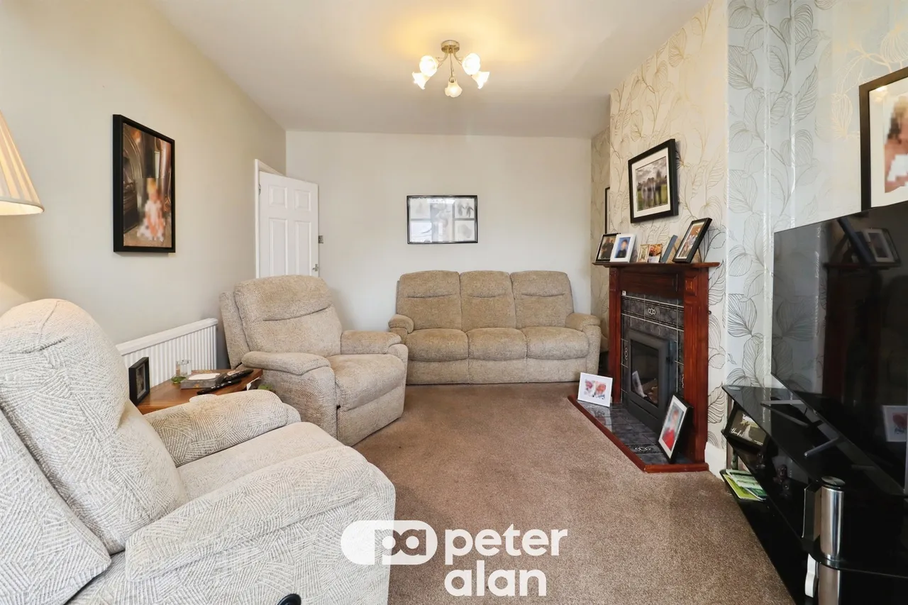 Manor Way, Cardiff, CF14, photo 3