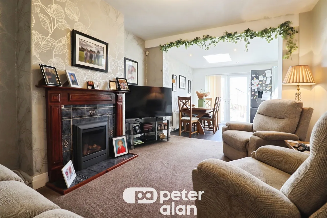 Manor Way, Cardiff, CF14, photo 2