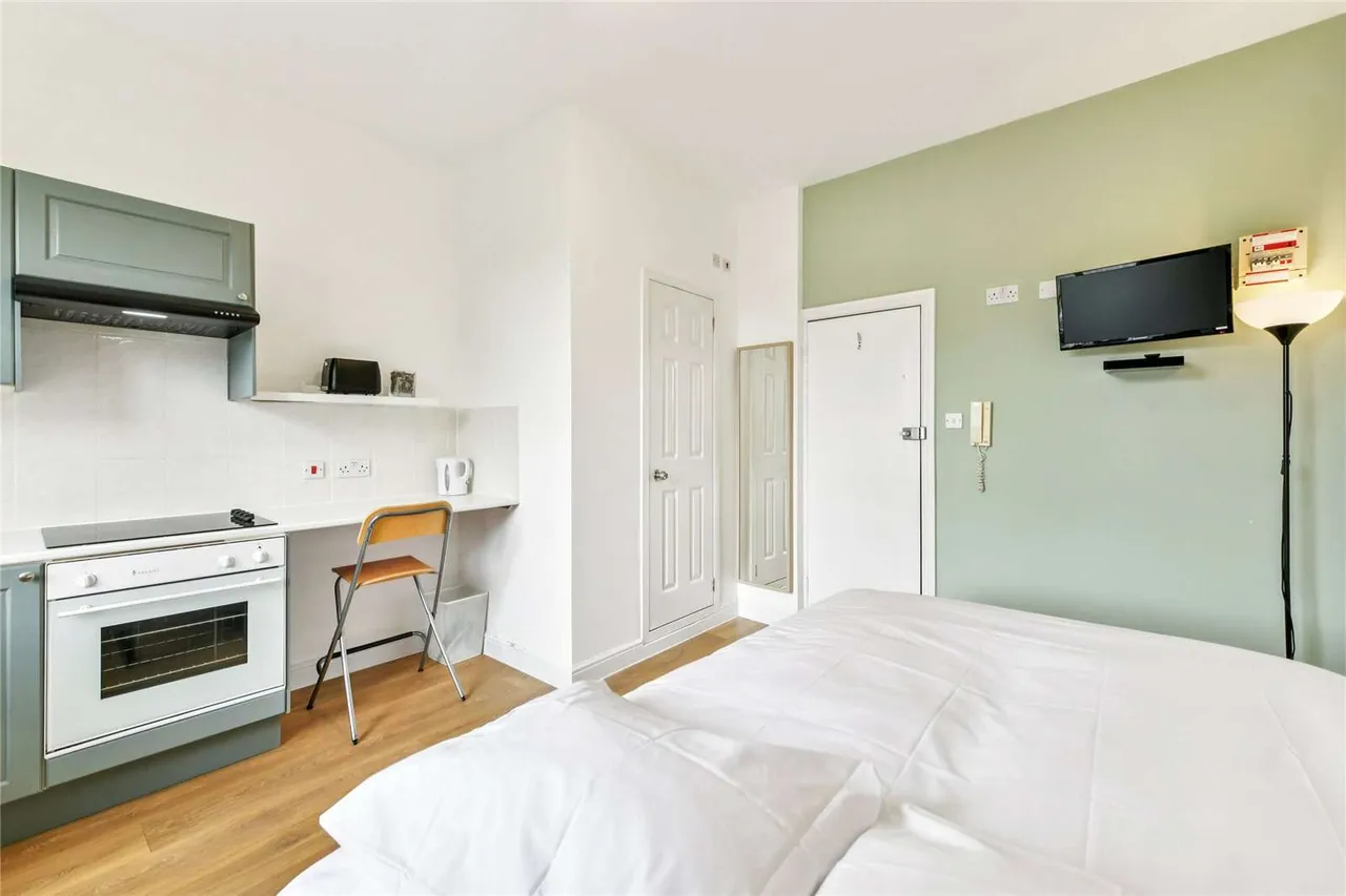 West Cromwell Road, London, SW5 9QL, photo 4