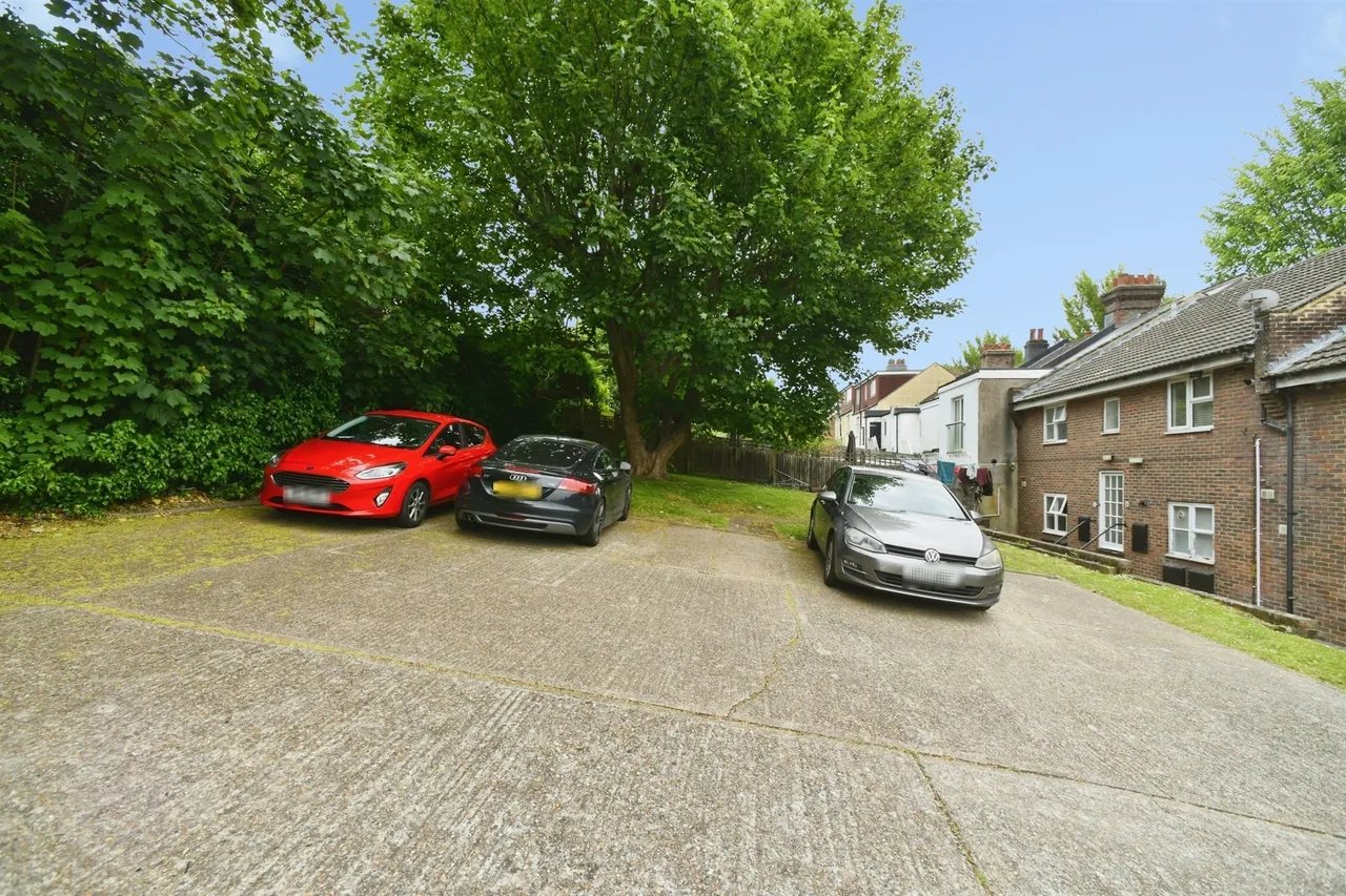 Coombe Road, Brighton, photo 12