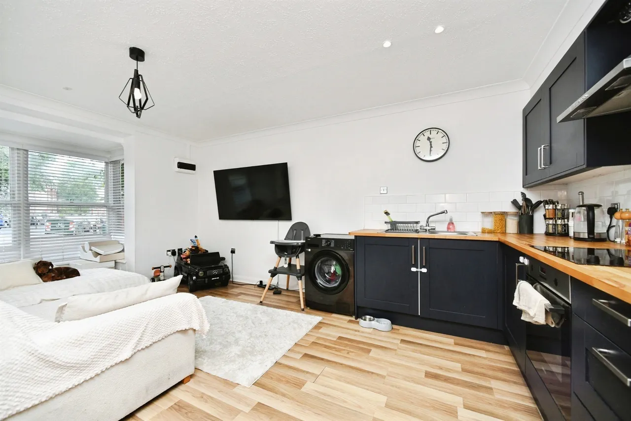 Coombe Road, Brighton, photo 3