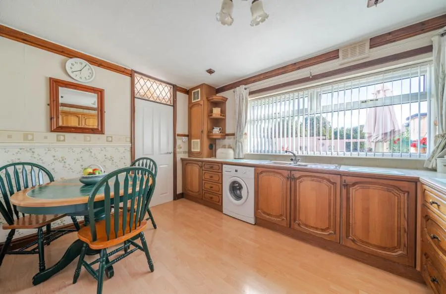 Sanderson Close, Crewe, CW2, photo 4