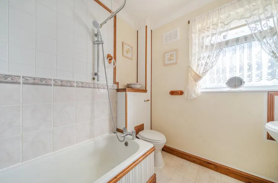Sanderson Close, Crewe, CW2, photo 8