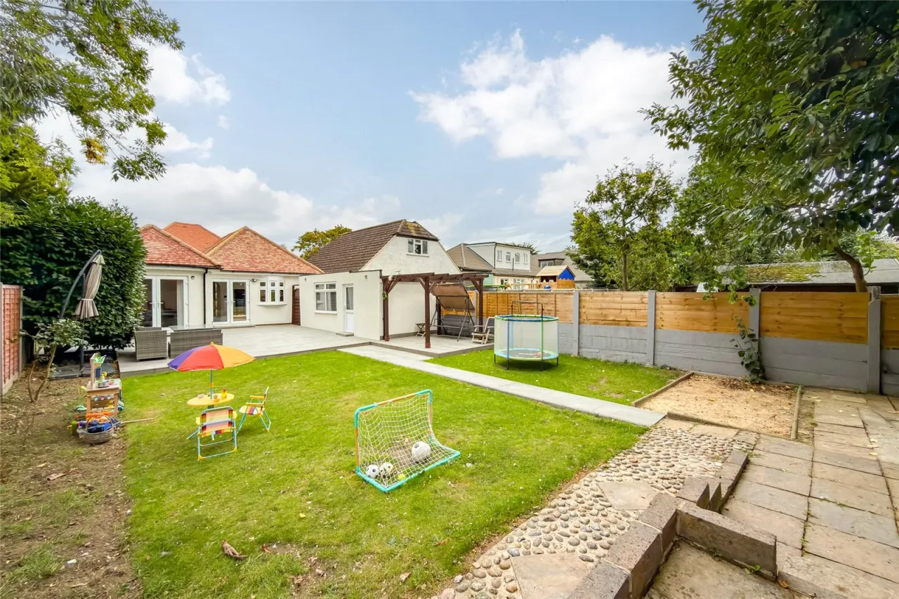 Watford Road, St. Albans, Hertfordshire, AL2 3DU, photo 9