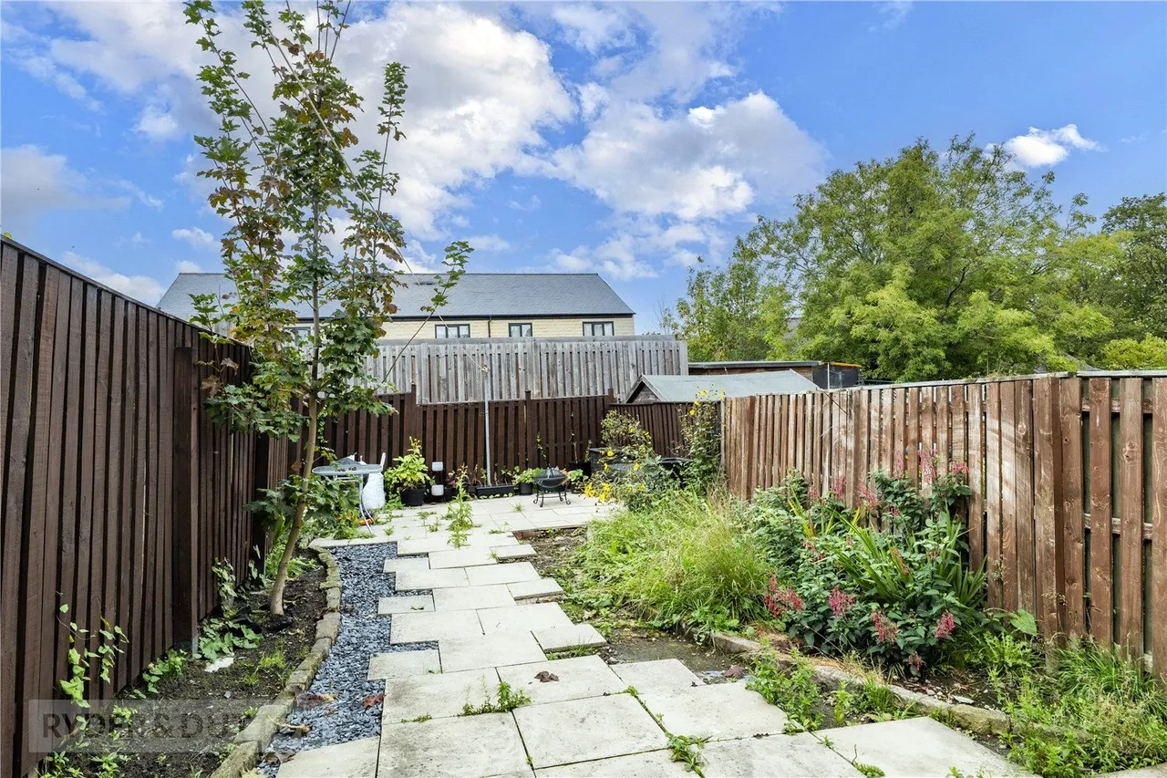 Greenhead Lane, Dalton, HD5, photo 13
