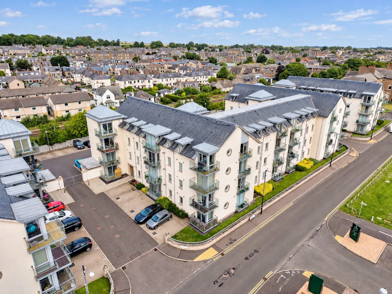 Dalhousie Court, Carnoustie, DD7, photo 21