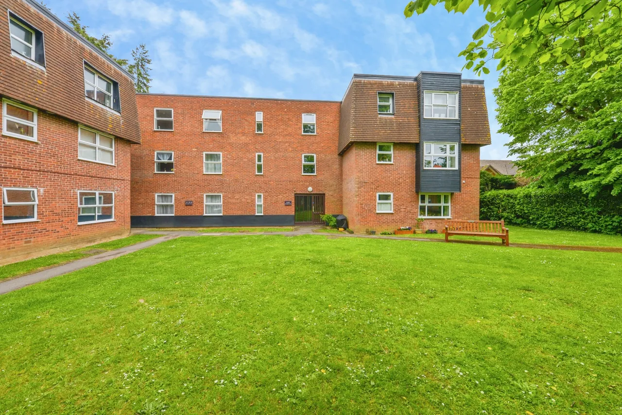 1 bed flat for sale — Windsor Close, Hemel Hempstead