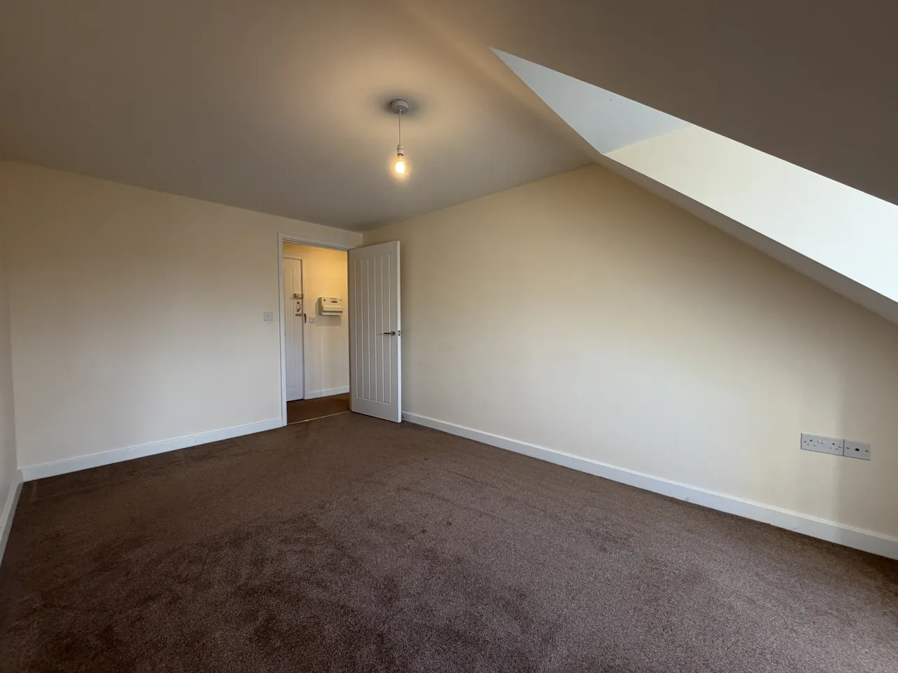 Victory Road, Clacton on Sea, CO15, photo 6