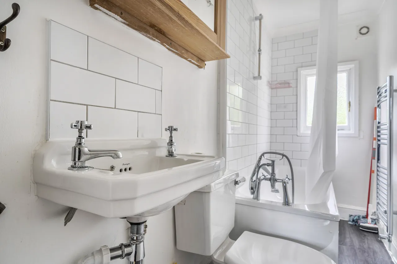Flat 3, 190 Brixton Road, London, photo 8