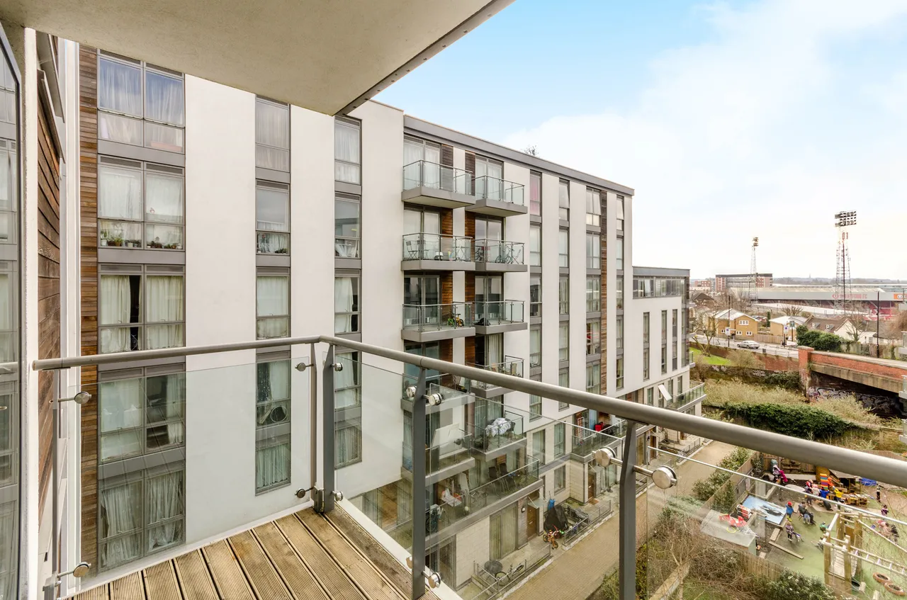 Apartment 417 Trico House, 1 Ealing Road, Brentford, photo 11