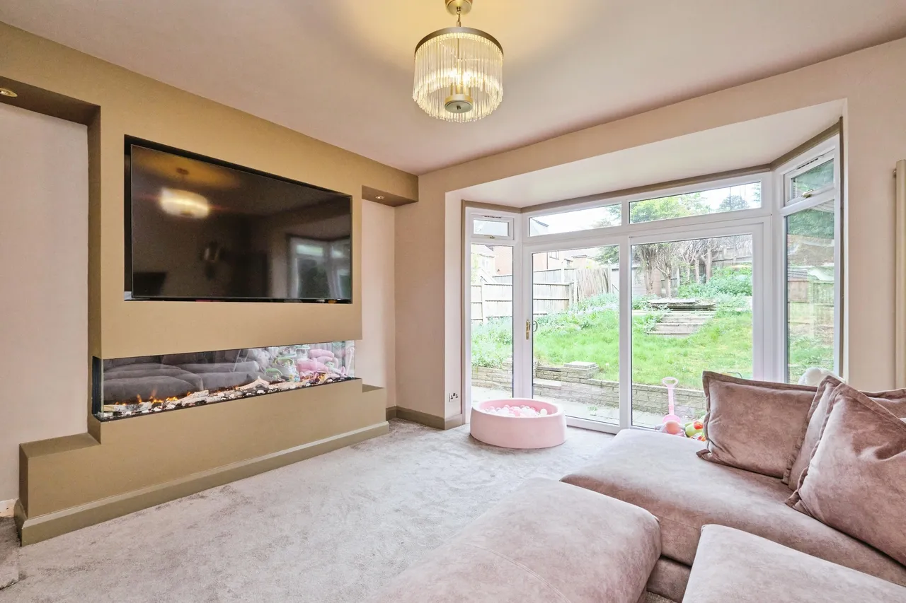 Lindale Avenue, Birmingham, B36, photo 5
