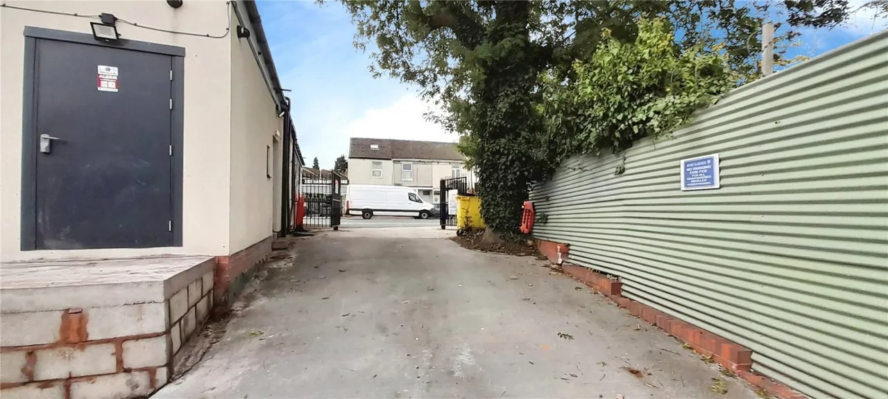 Dudley Road, Wolverhampton, WV2, photo 8