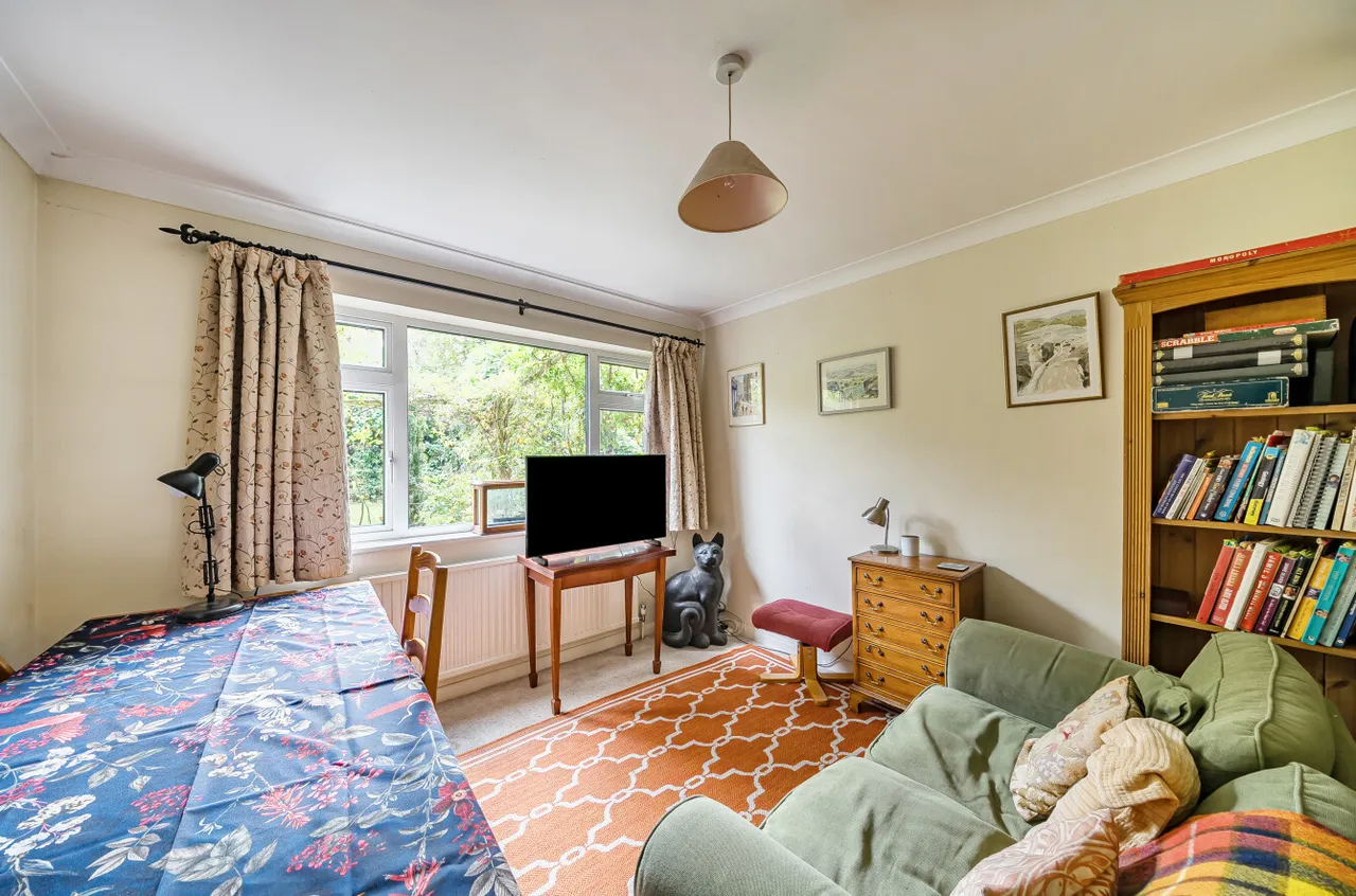 Bourne Way, Woking, GU22, photo 5