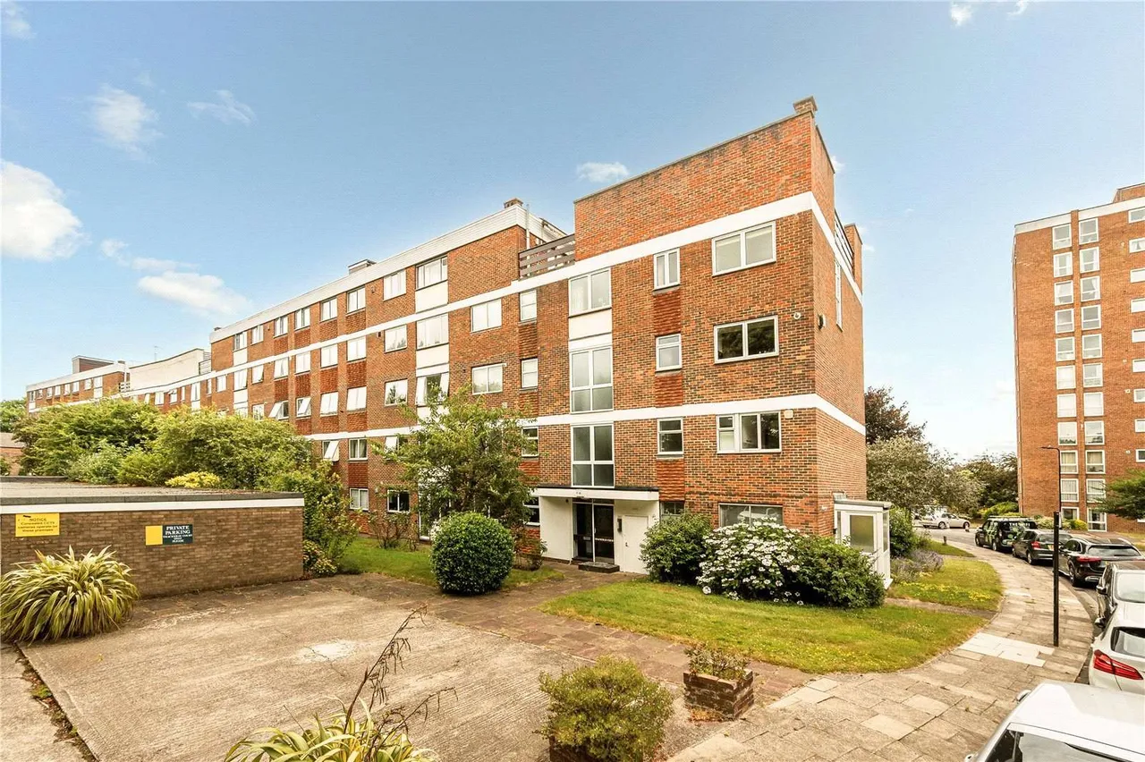 Hanger Vale Lane, Ealing, London, W5 3AT, photo 8