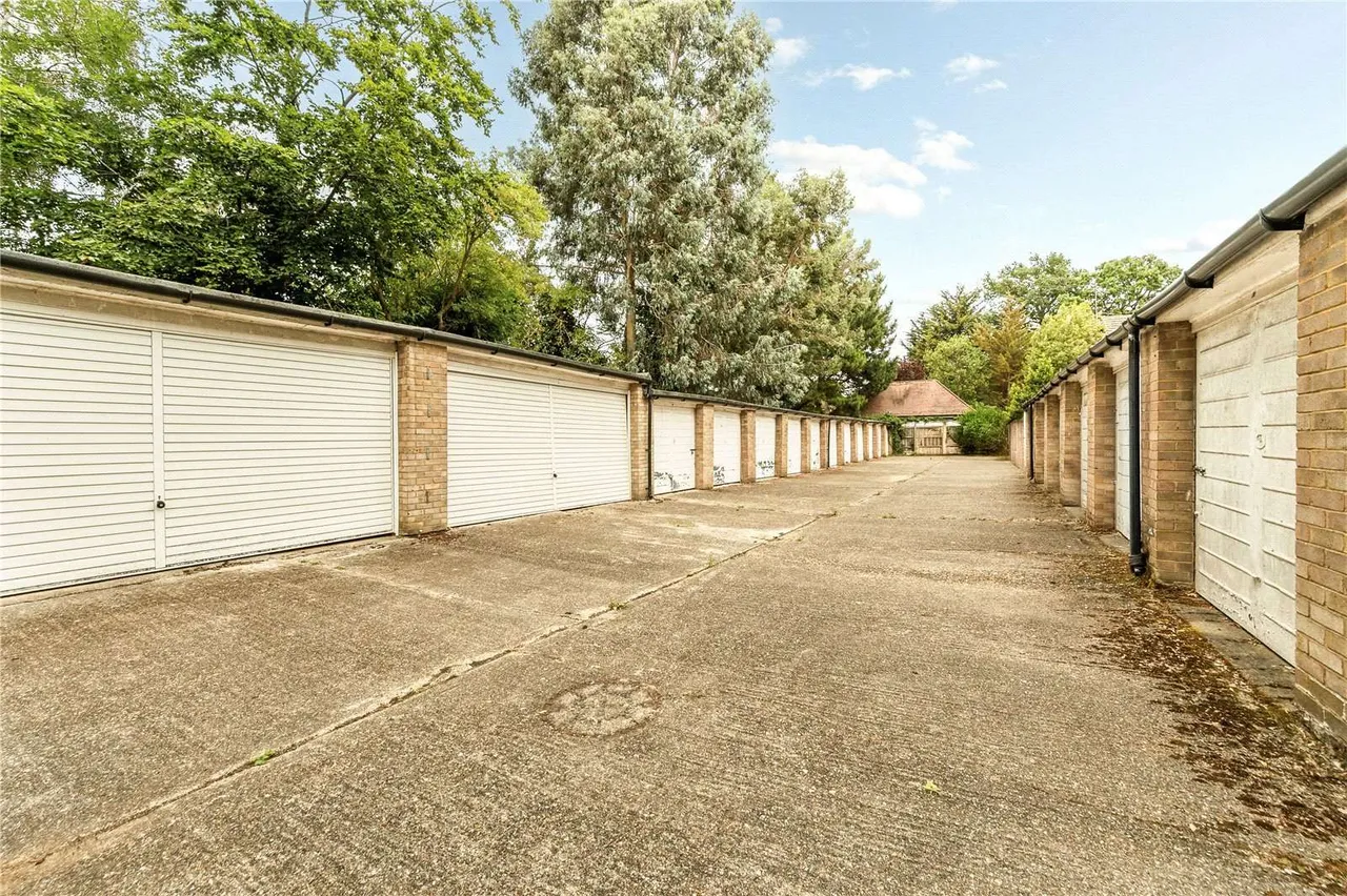 Hanger Vale Lane, Ealing, London, W5 3AT, photo 6