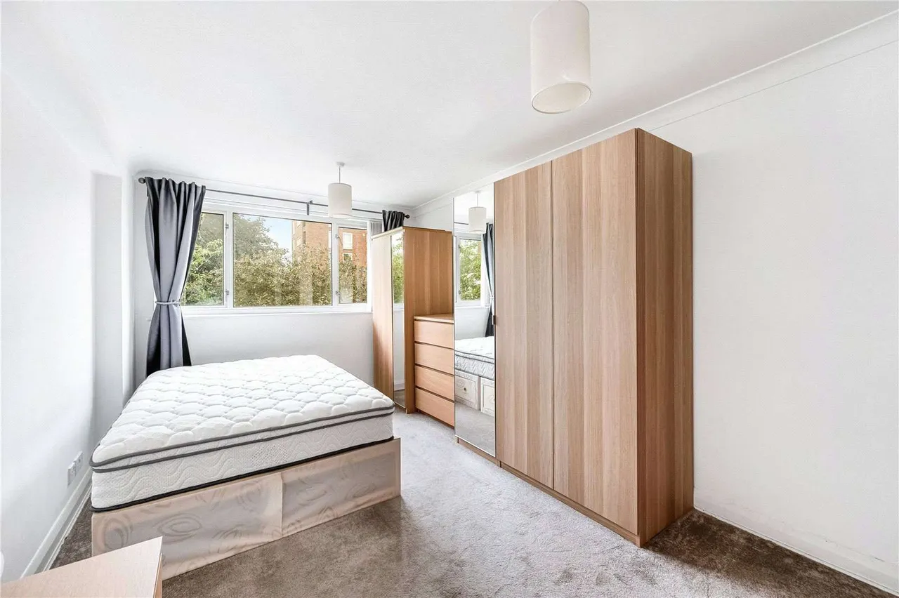 Hanger Vale Lane, Ealing, London, W5 3AT, photo 5