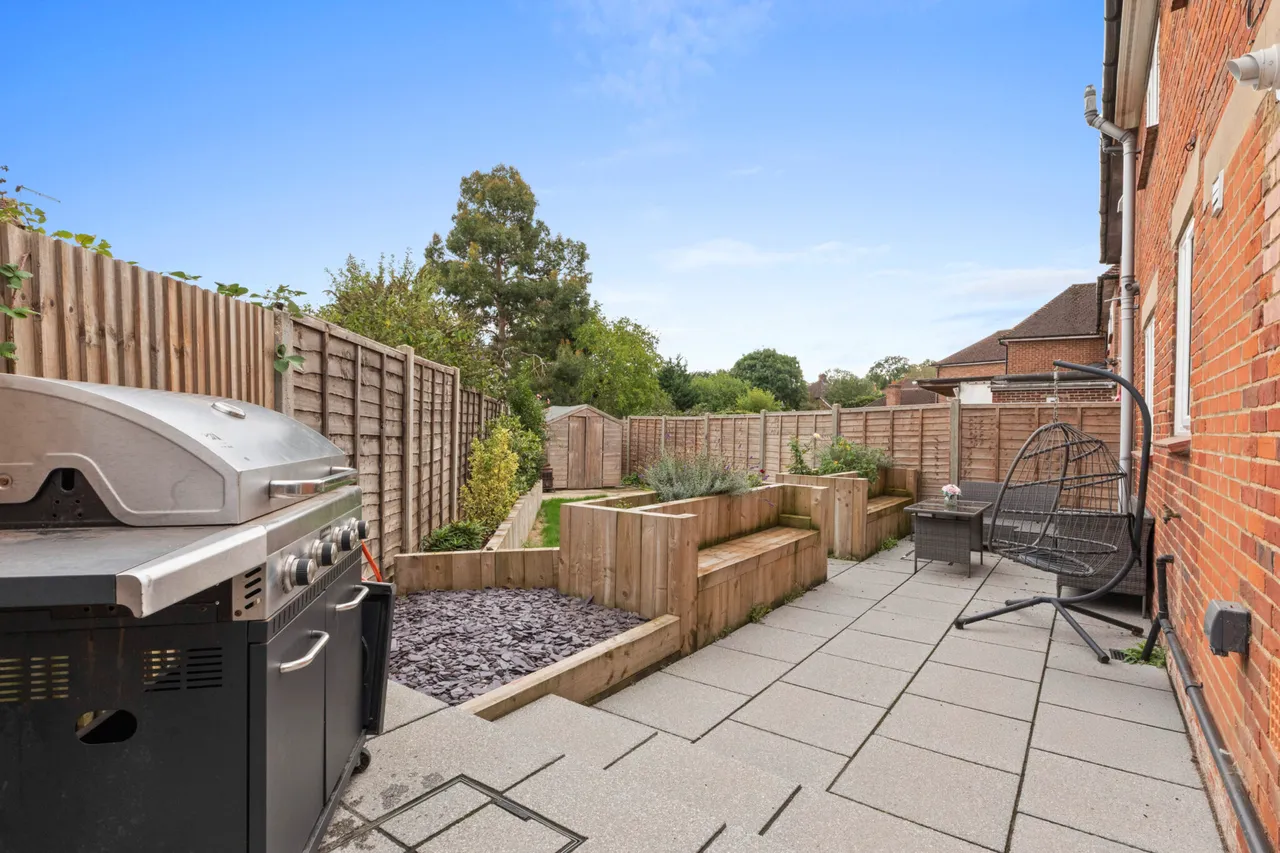 Meadow Lane, Beaconsfield, HP9, photo 10