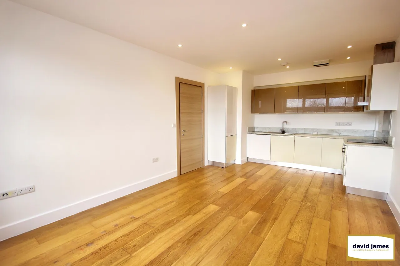 160 Croydon Road, photo 2