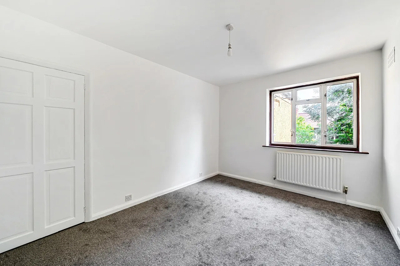 Whitton Avenue West, Northolt, UB5, photo 7