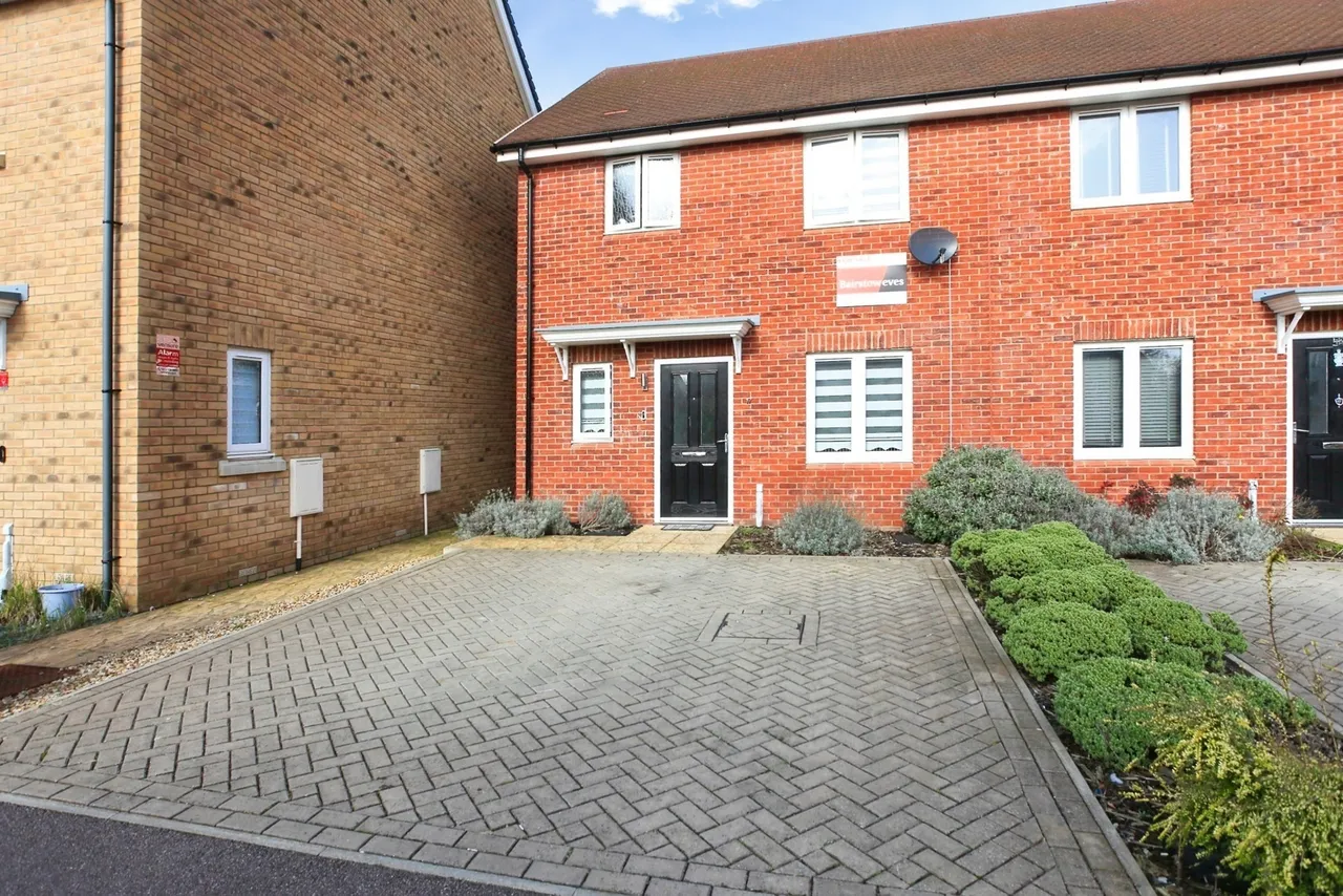 3 bed house for sale — Waterfield Close, Peterborough, Cambridgeshire, PE3