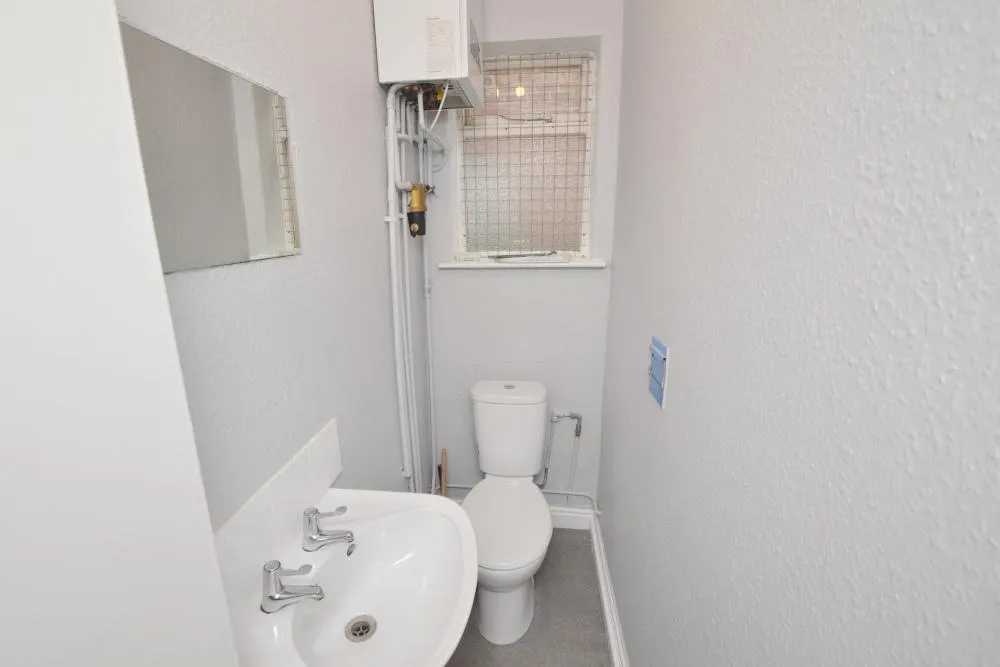 Kedleston Avenue, Manchester, M14, photo 9