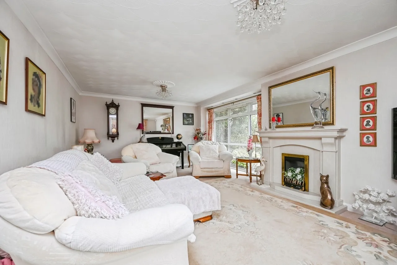 Kirklake Bank, Formby, L37, photo 5