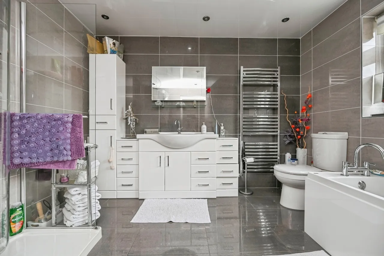 Kirklake Bank, Formby, L37, photo 3