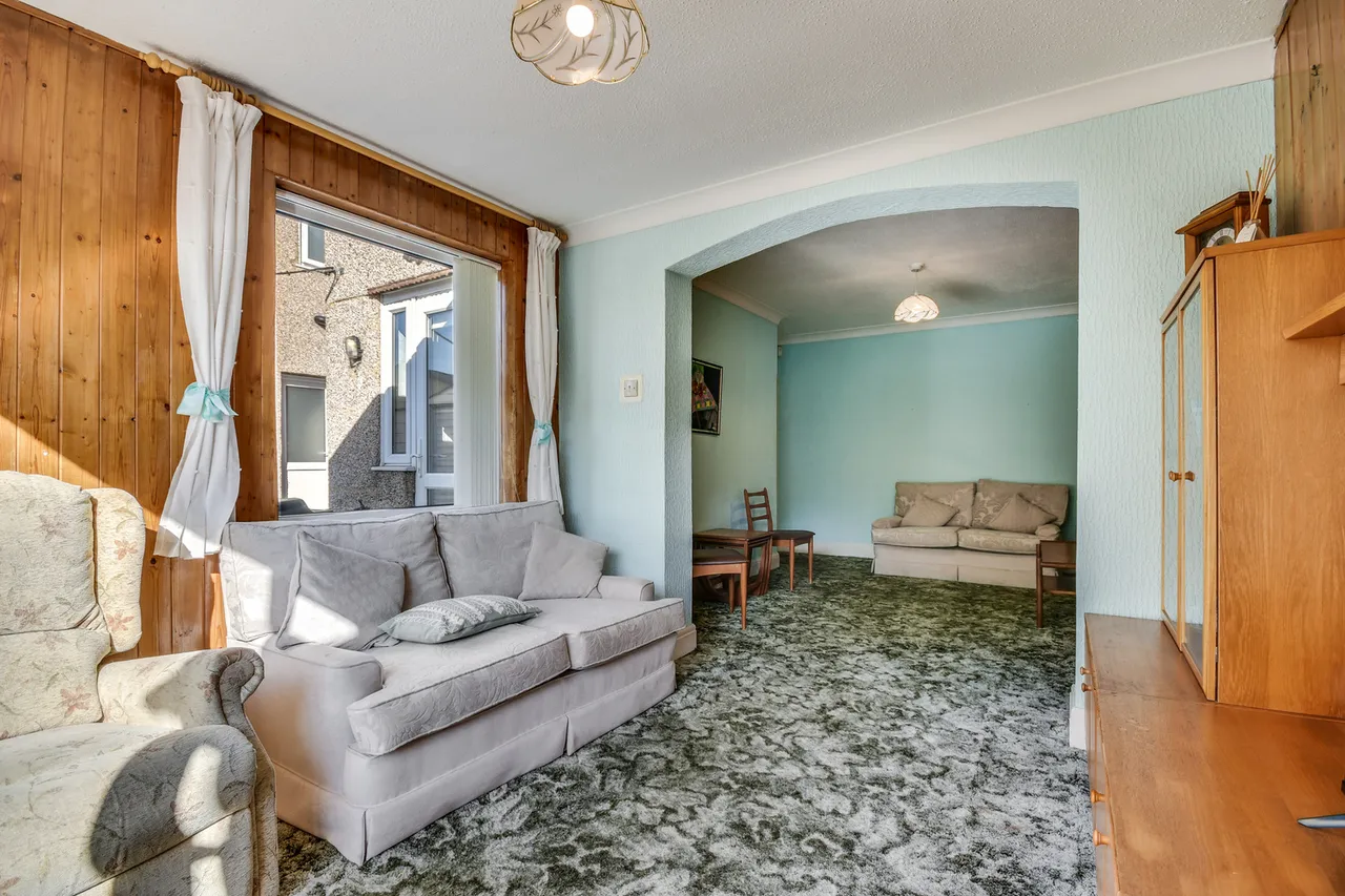 151 Moulsham Drive, Old Moulsham, Chelmsford, Essex, CM2 9PZ, photo 5