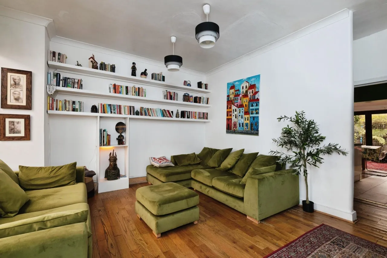 Salop Road, London, E17, photo 7