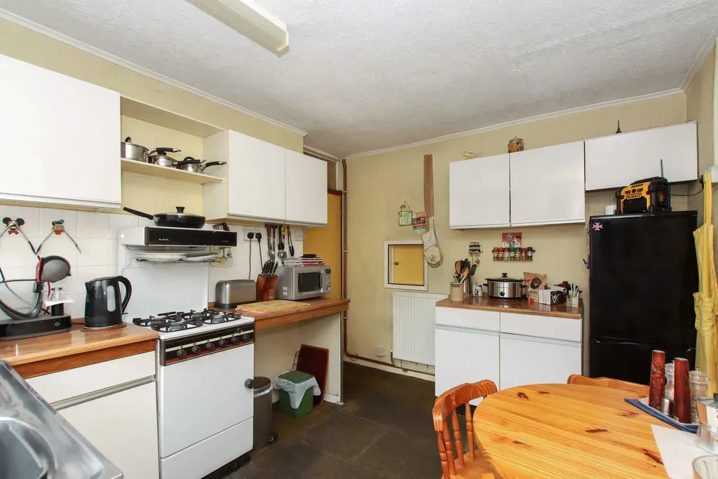 Pond Road, Hemel Hempstead, Hertfordshire, HP3 8BA, photo 4