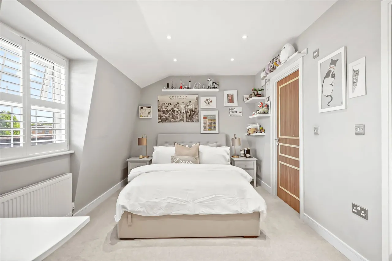 Lendy Place, Lower Sunbury, TW16 6BB, photo 13