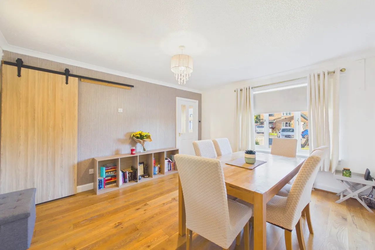 Bryson Court, Hamilton, photo 12