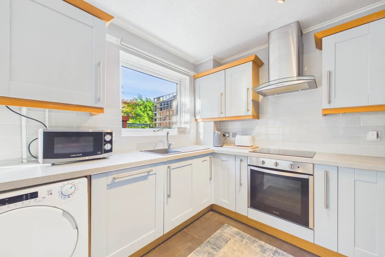 Bryson Court, Hamilton, photo 5