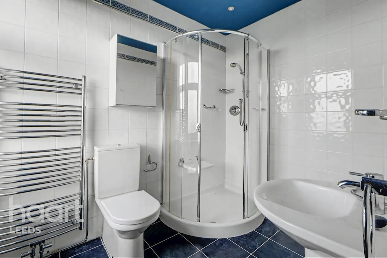 Kew Hill, Huddersfield, HD3, photo 11